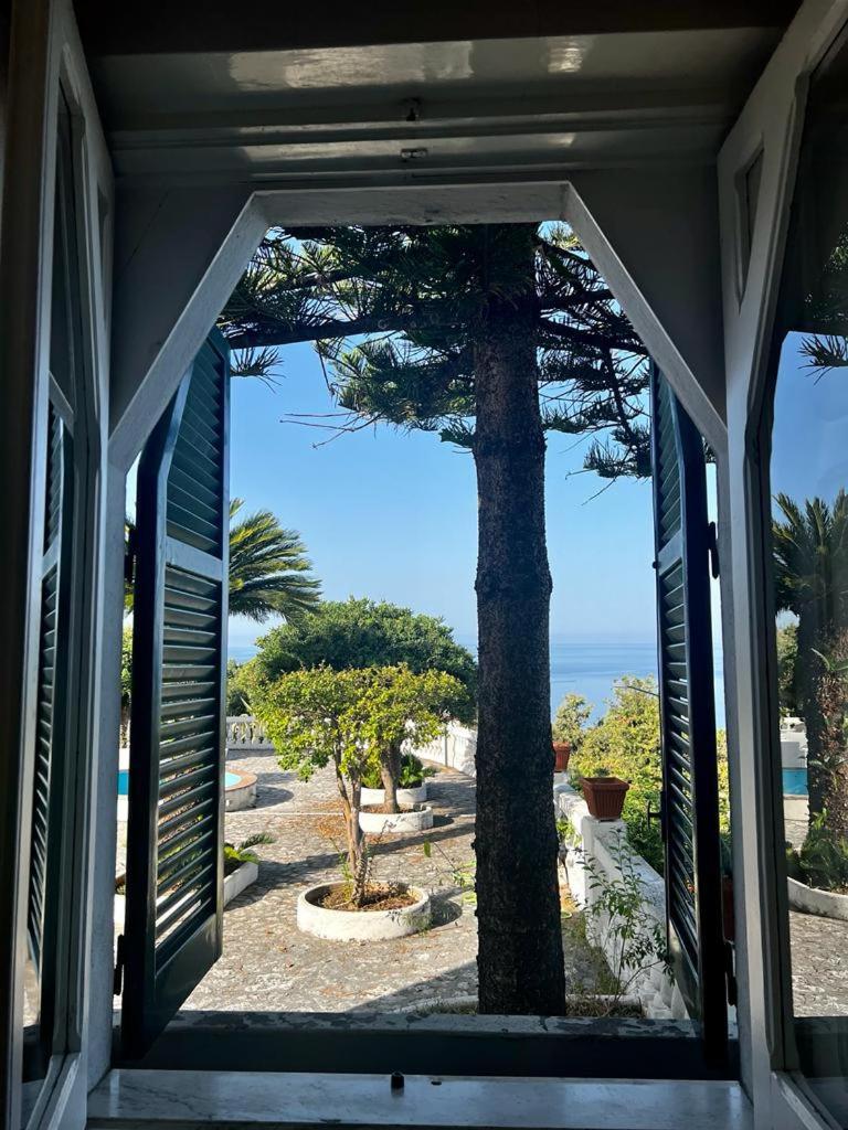 Appartamento In Villa Venezuela Piano Terra Porto di Maratea Экстерьер фото