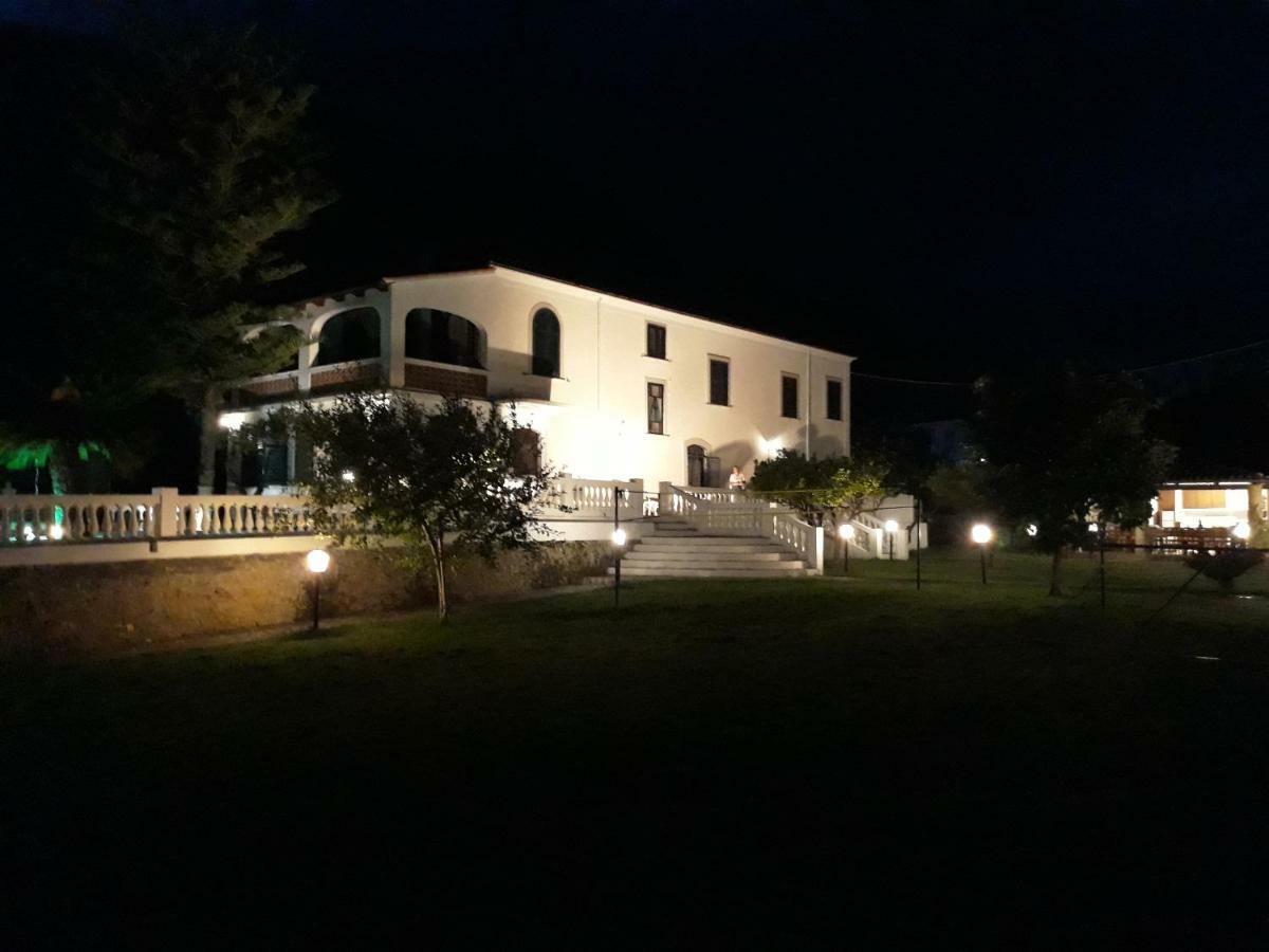 Appartamento In Villa Venezuela Piano Terra Porto di Maratea Экстерьер фото